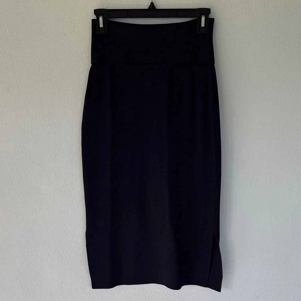 MM Lafleur Navy Pencil Skirt with Side Slit - Picture 2 of 11